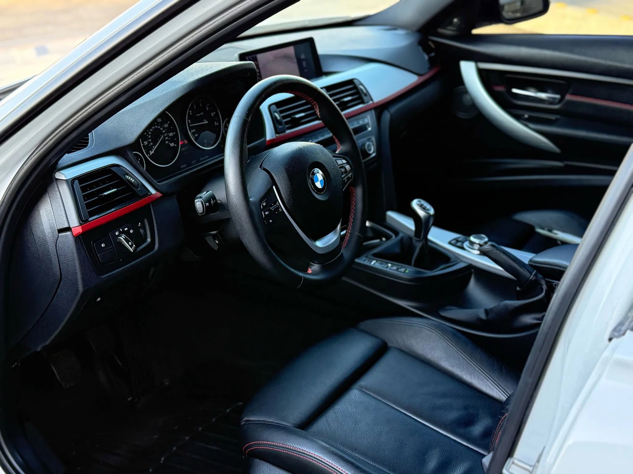 Used 2013 BMW 335i xDrive Sedan image 32