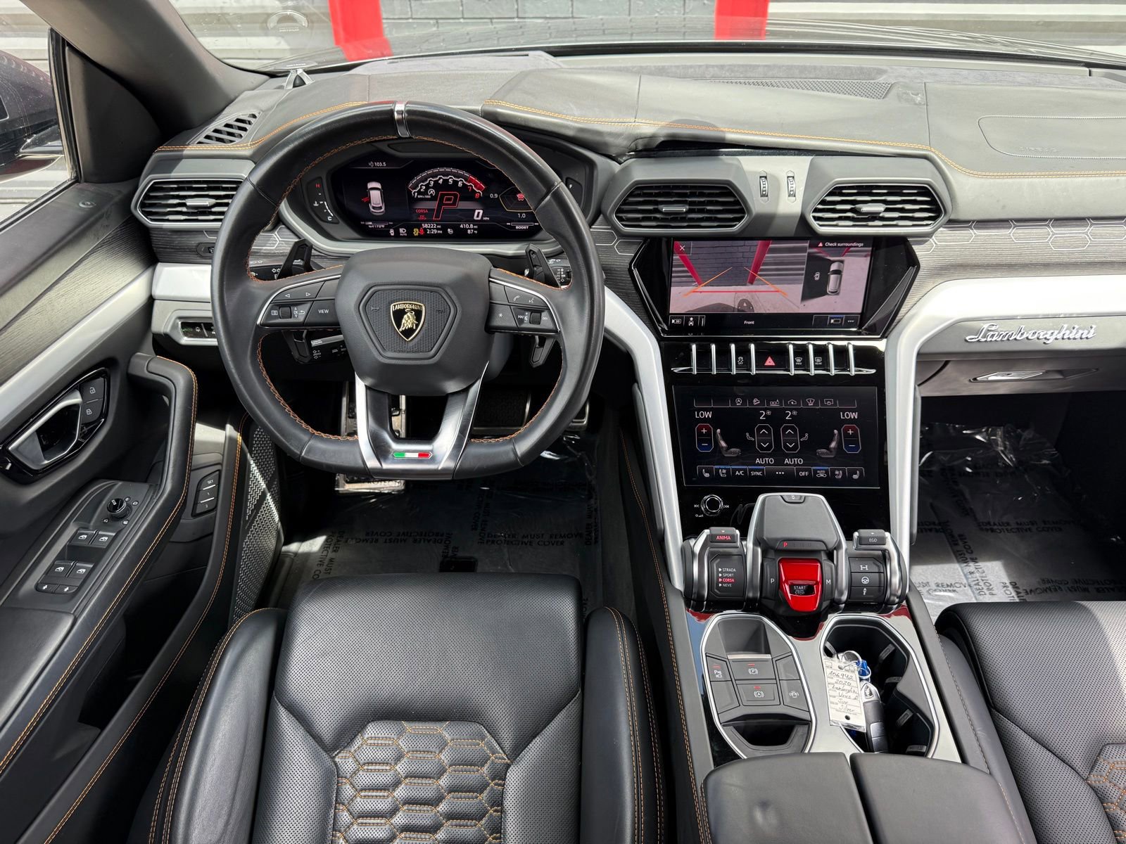 Used 2020 Lamborghini Urus image 23