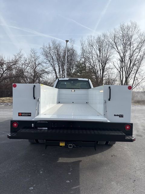 New 2025 Ford F450 XL w/ XL Chrome Package image 9