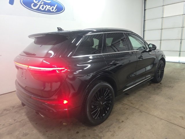 Used 2021 Lincoln Corsair Reserve w/ Equipment Group 201A image 10