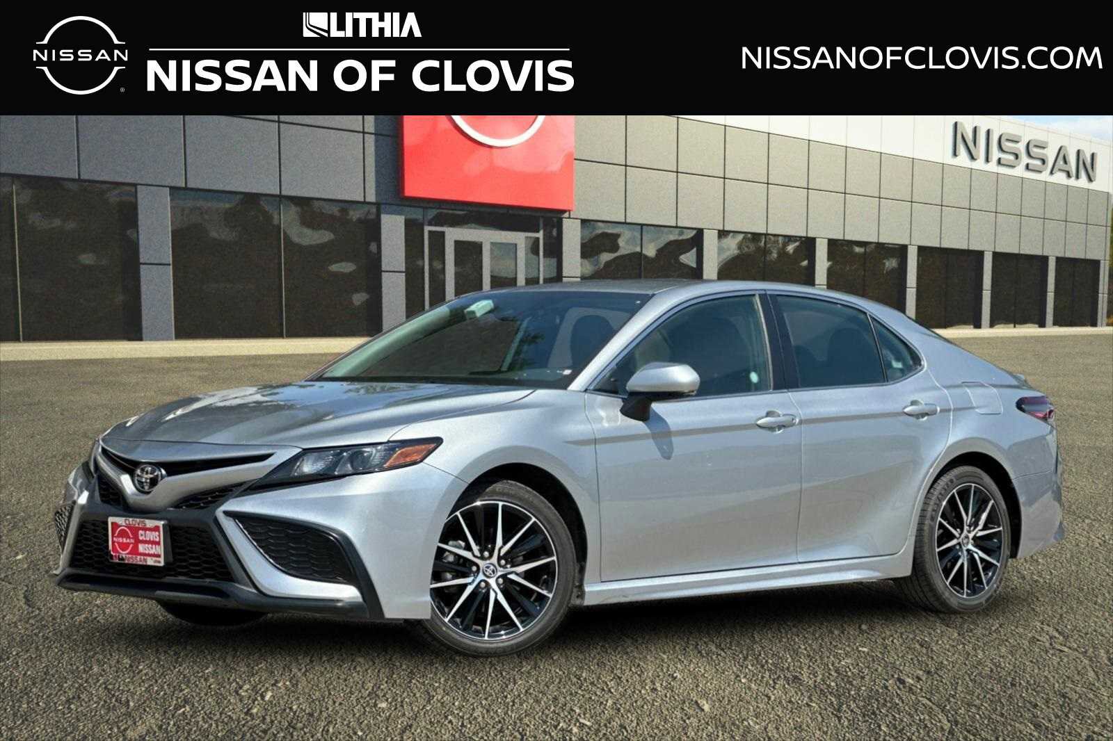 Used 2024 Toyota Camry SE