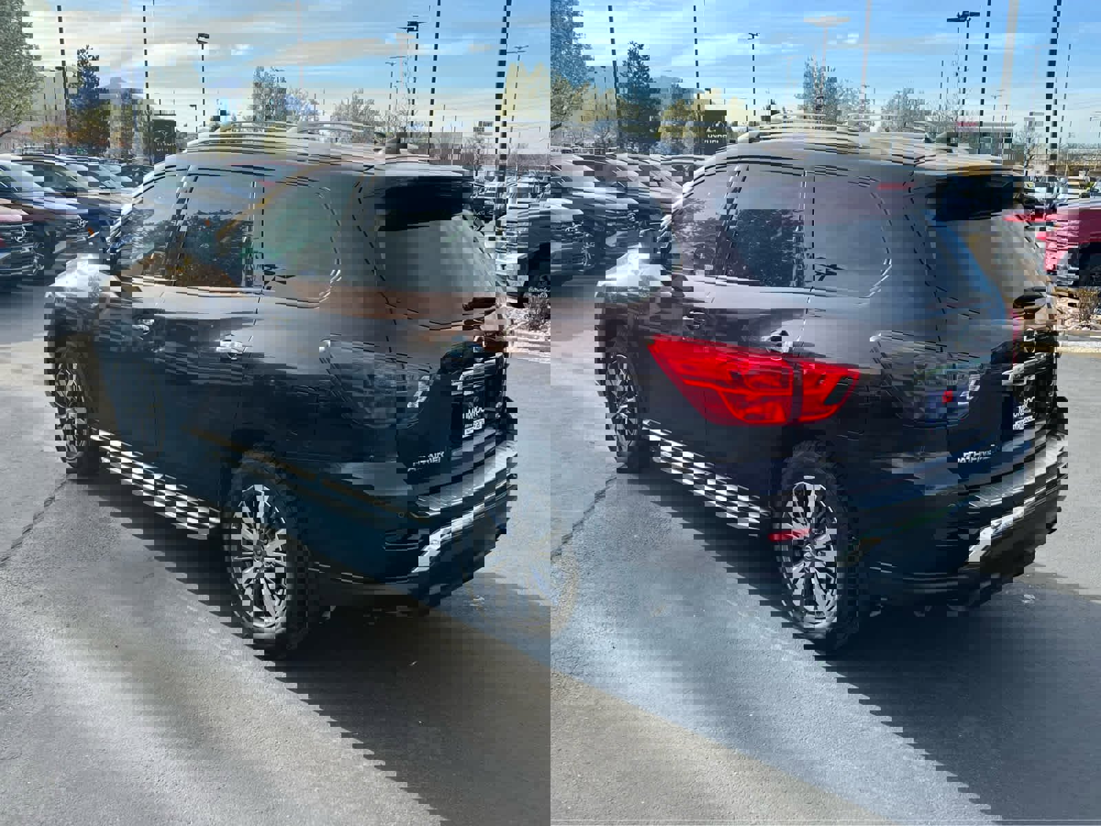 Used 2019 Nissan Pathfinder SL image 11