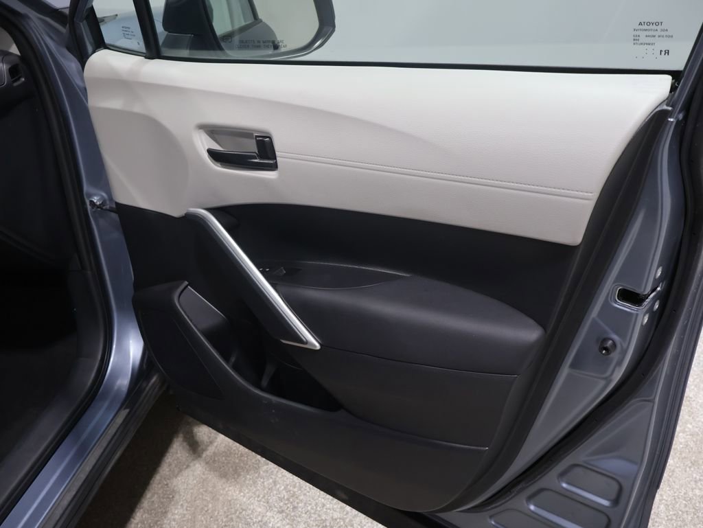 Certified 2023 Toyota Corolla Cross L image 24
