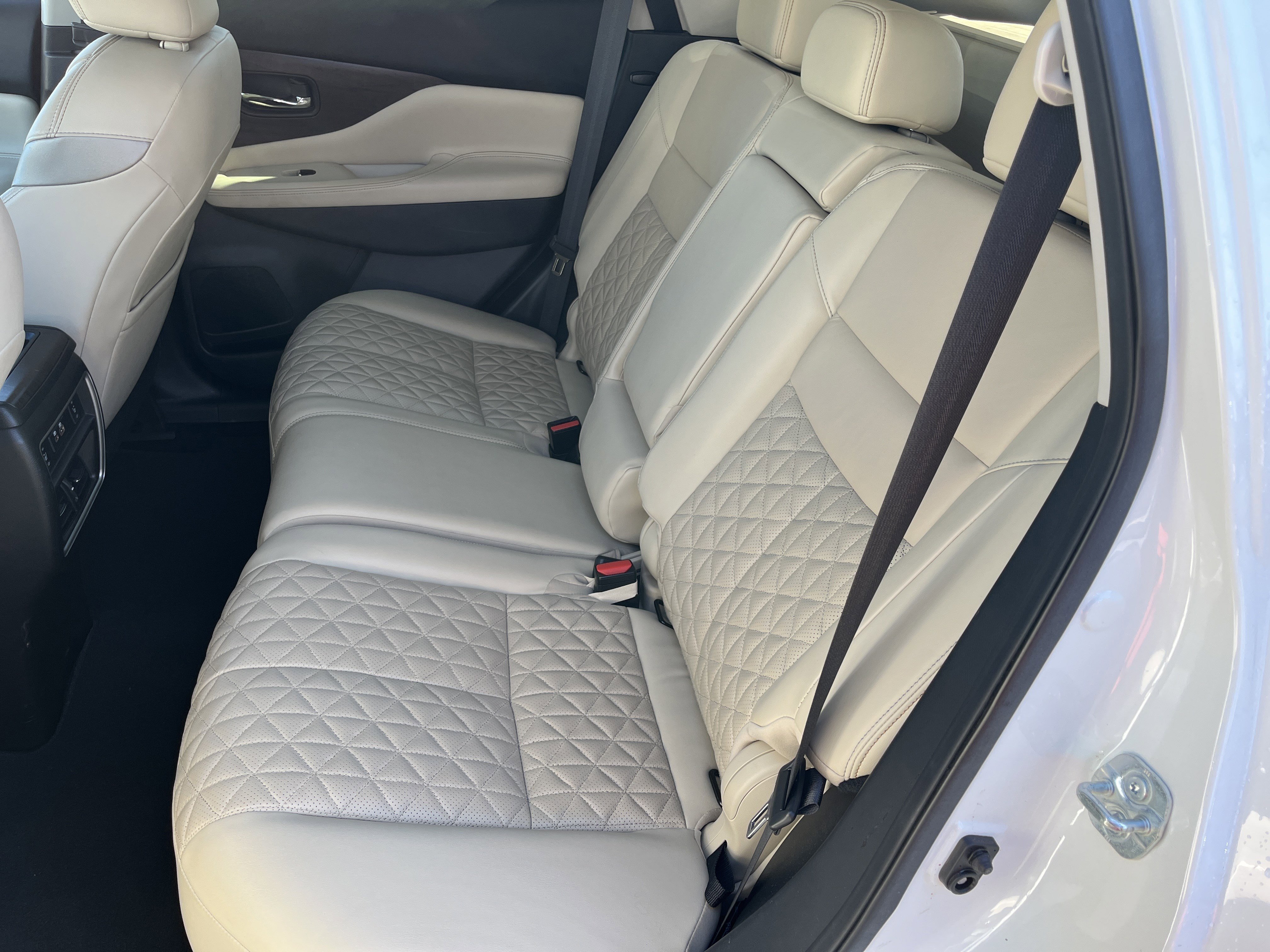 Used 2021 Nissan Murano Platinum w/ Cargo Package image 19