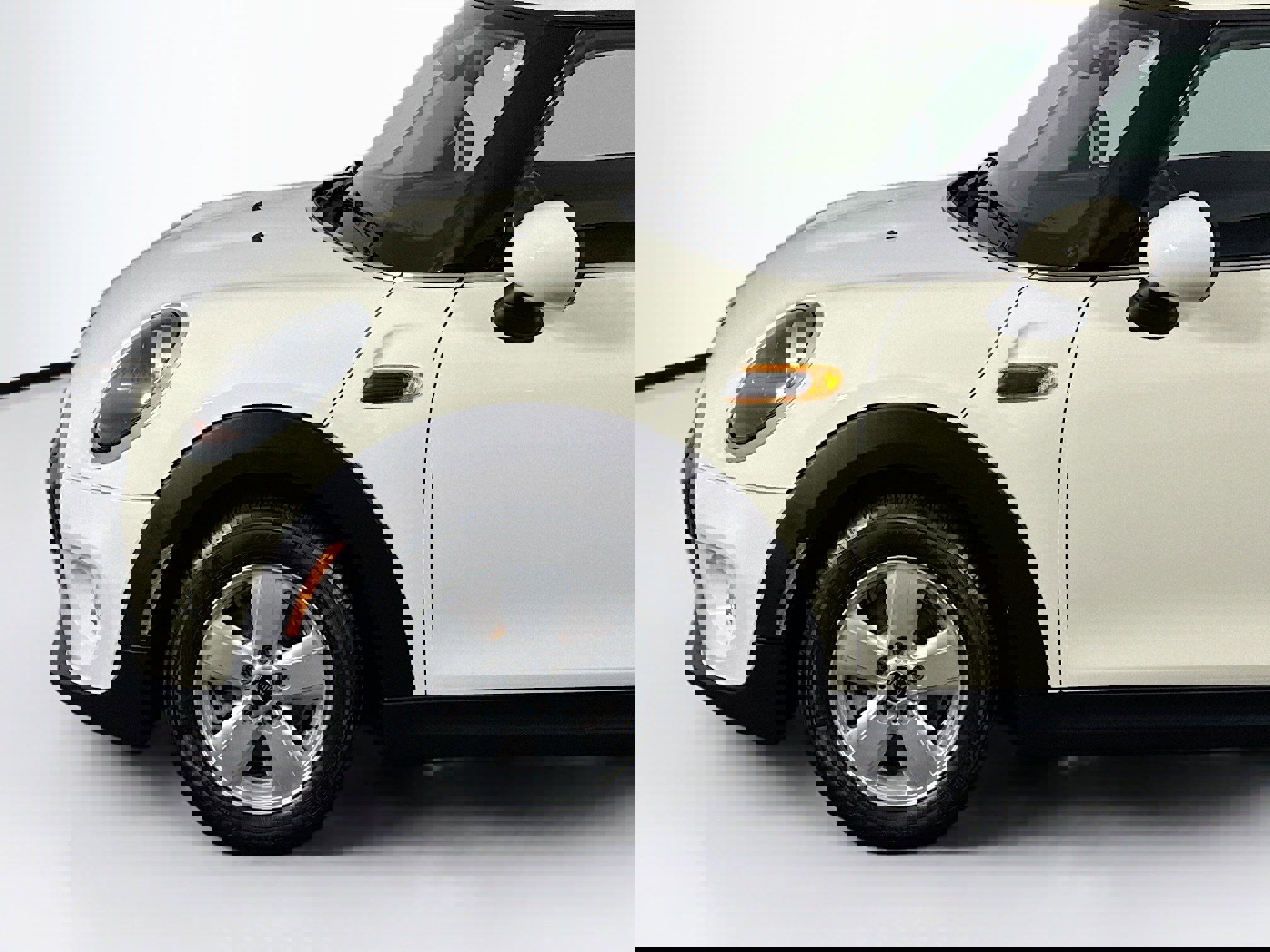 Used 2019 MINI Cooper 2-Door Hardtop image 40