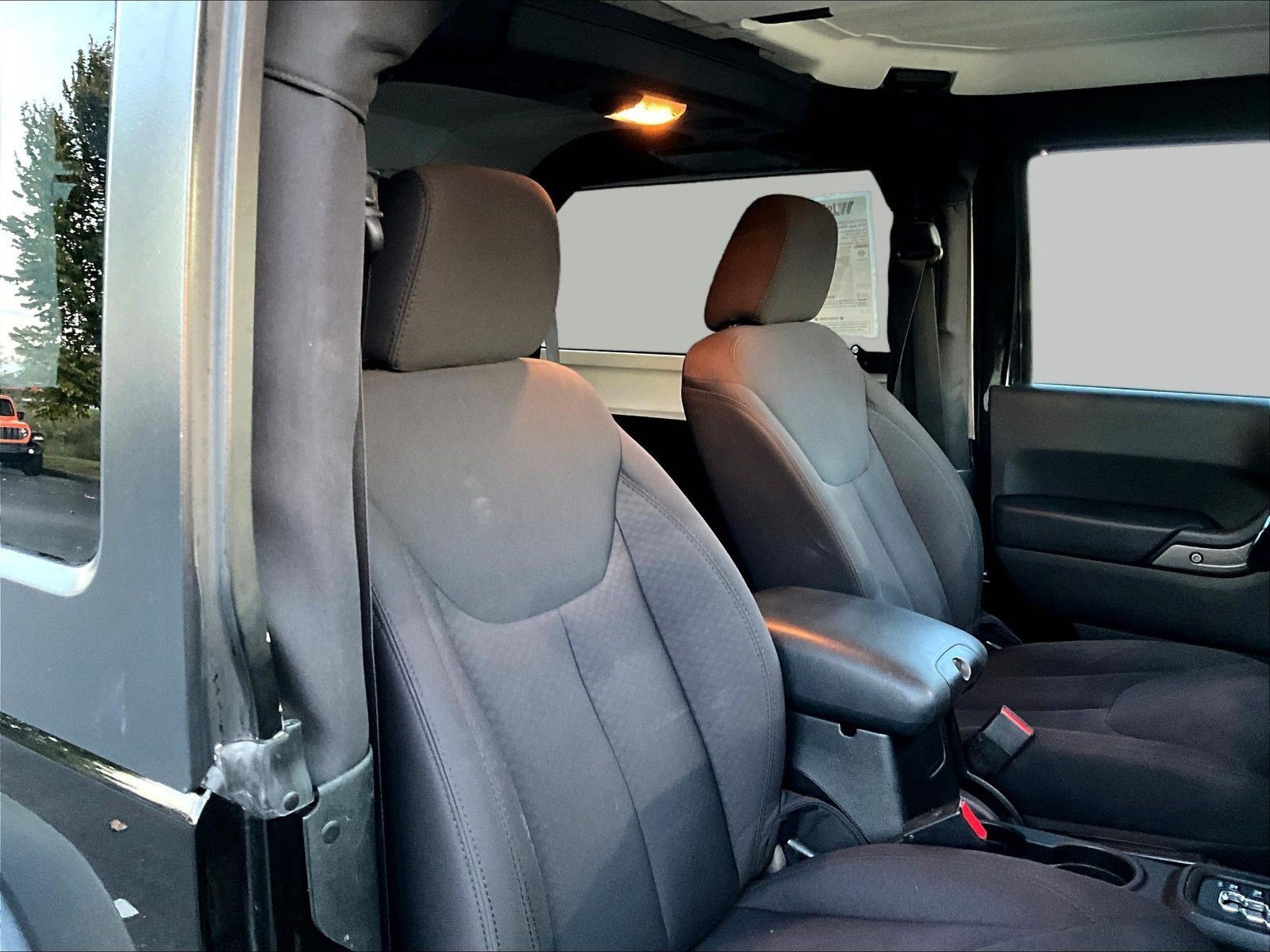 Used 2015 Jeep Wrangler Sport w/ Quick Order Package 24S AWD/4WD image 26