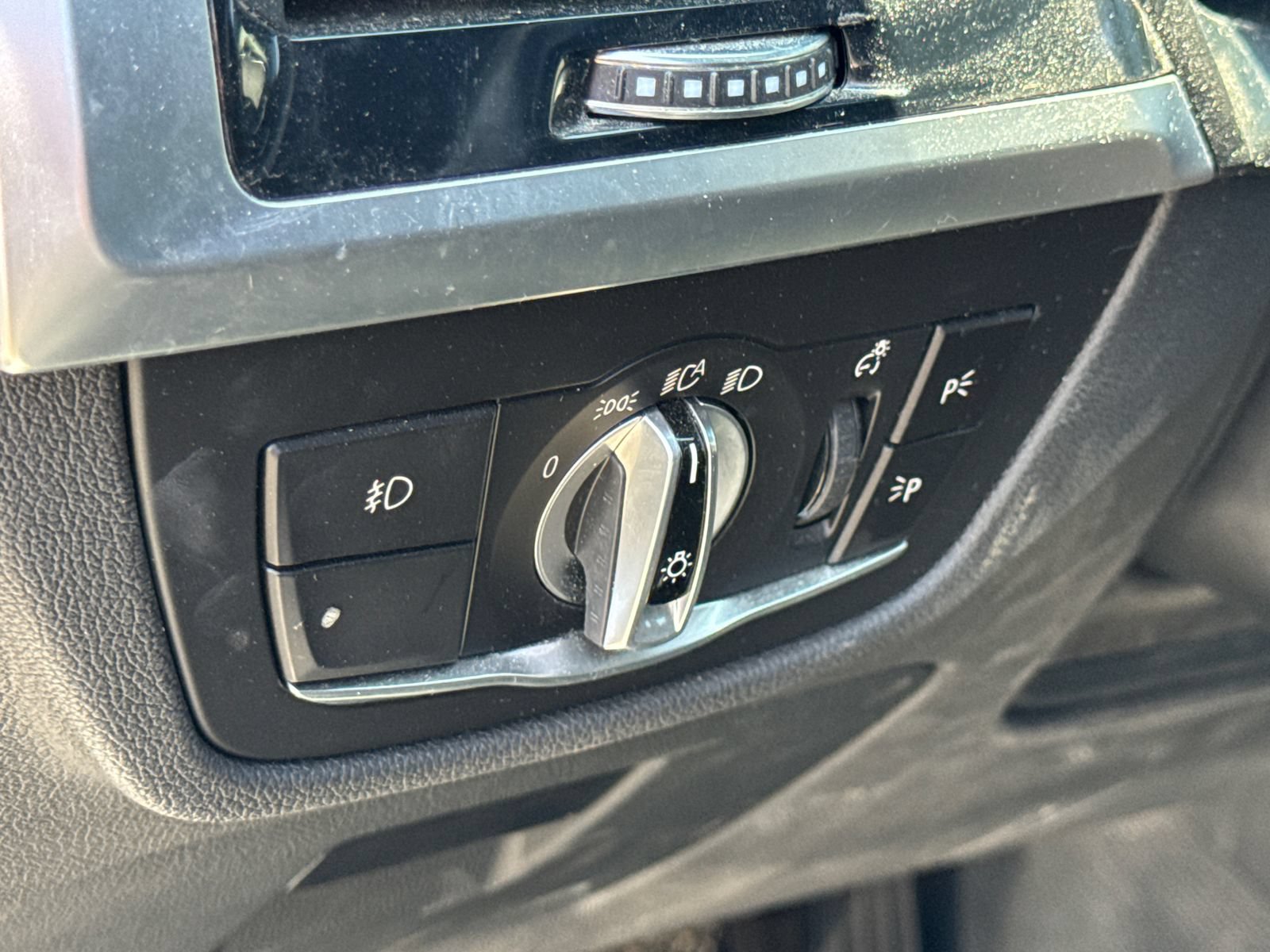 Used 2020 BMW X3 sDrive30i w/ Premium Package RWD image 15