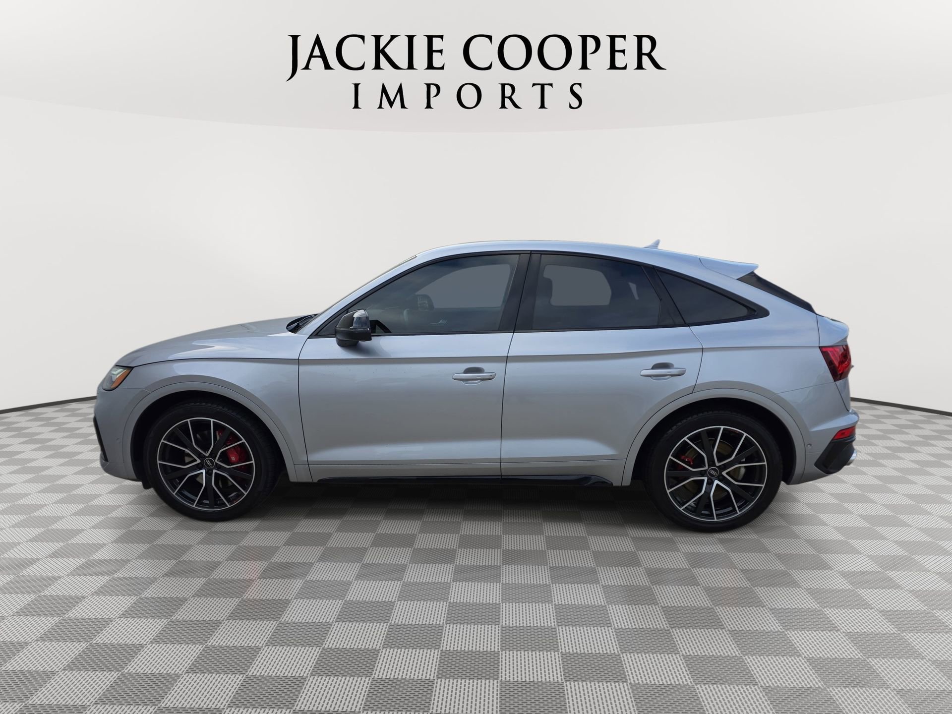 Used 2023 Audi SQ5 Prestige AWD/4WD image 8