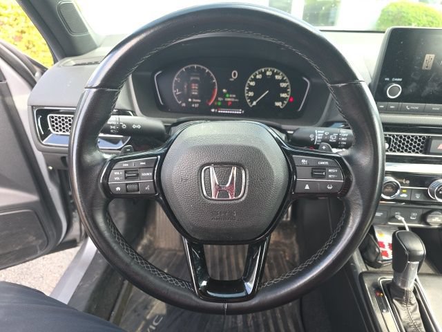 Used 2025 Honda Civic Sport image 6