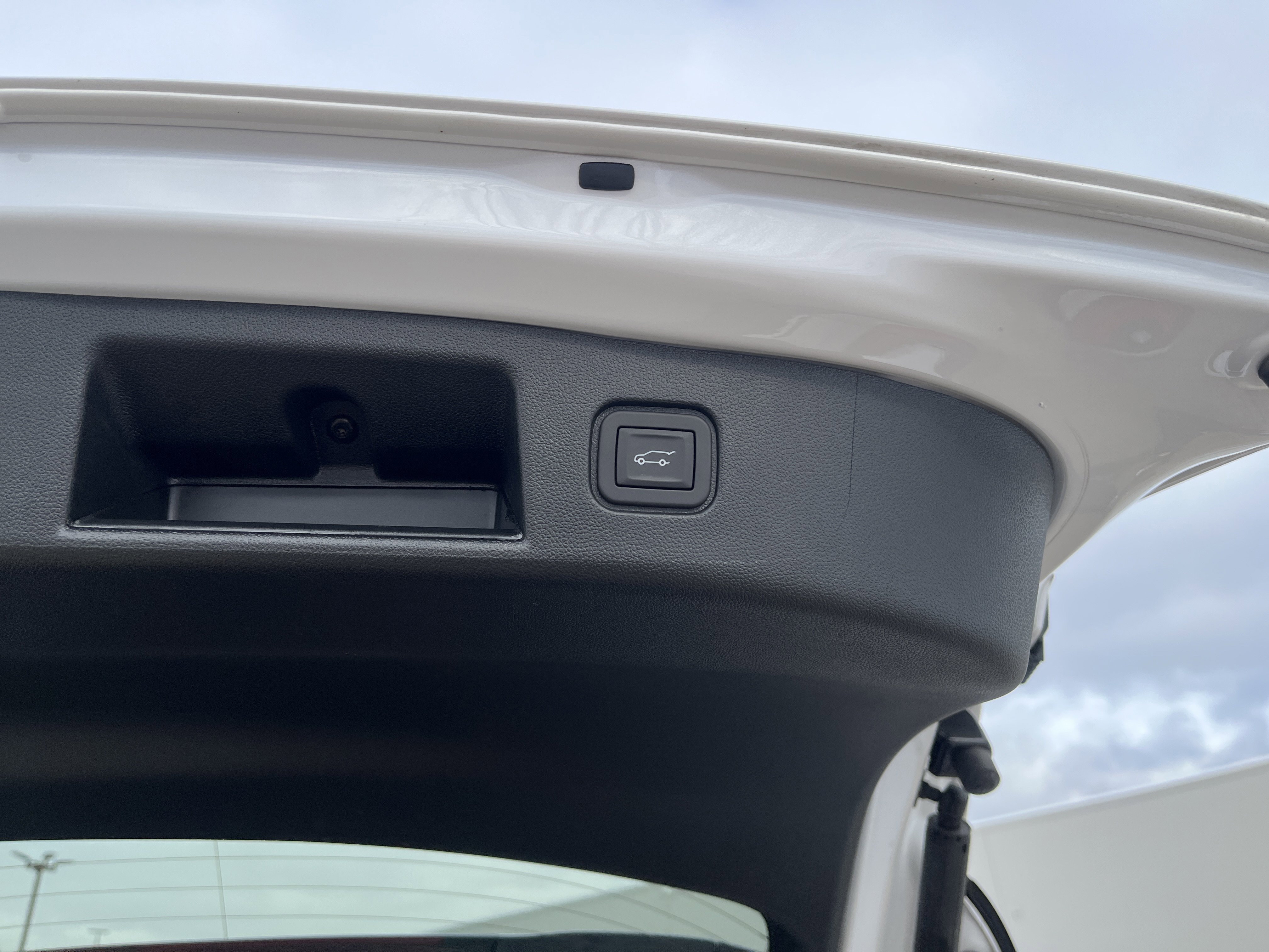 Used 2025 Chevrolet Blazer EV RS image 19