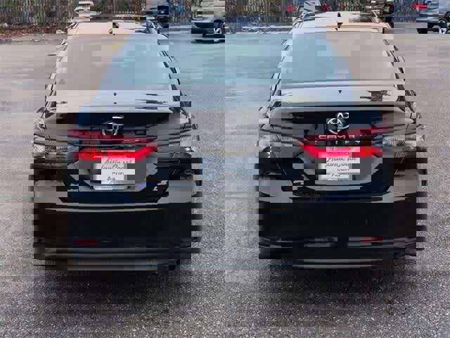 Used 2024 Toyota Camry LE image 7