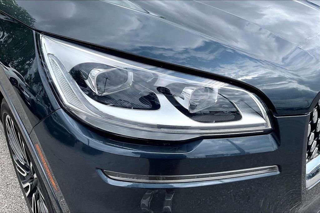 Used 2023 Lincoln Aviator Black Label w/ Dynamic Handling Package image 41