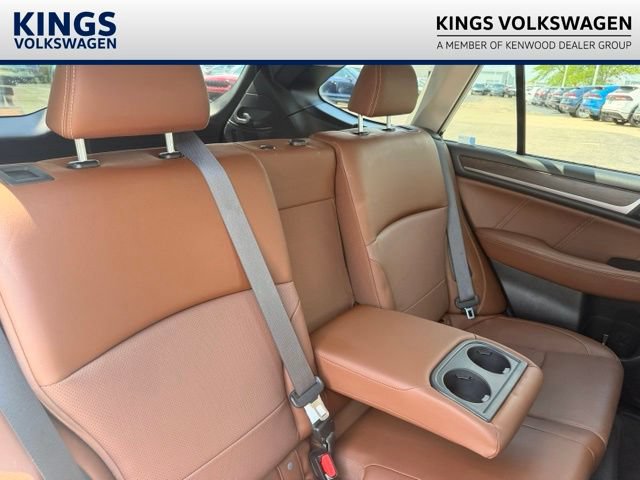 Used 2018 Subaru Outback 3.6R Touring w/ Popular Package #3 AWD/4WD image 17
