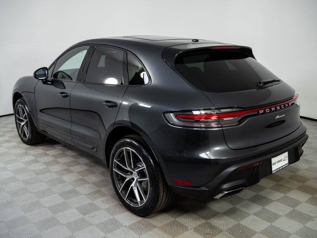 New 2026 Porsche Macan AWD/4WD image 3
