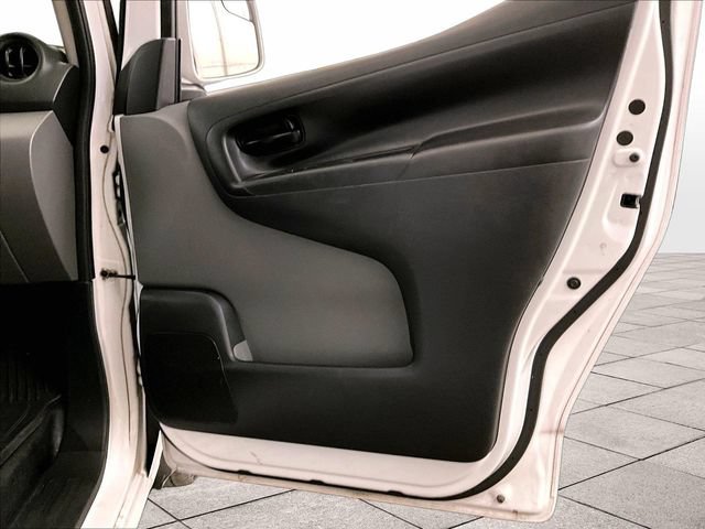 Used 2020 Nissan NV200 SV w/ Back Door Glass Package FWD image 24