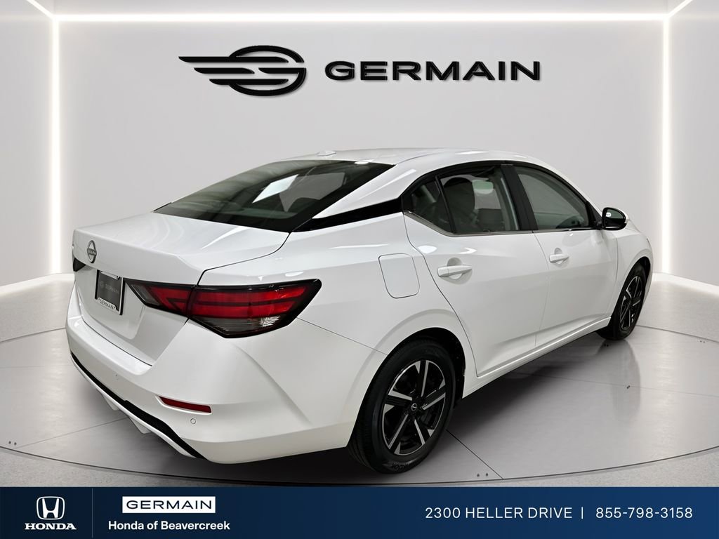 Used 2025 Nissan Sentra SV image 7