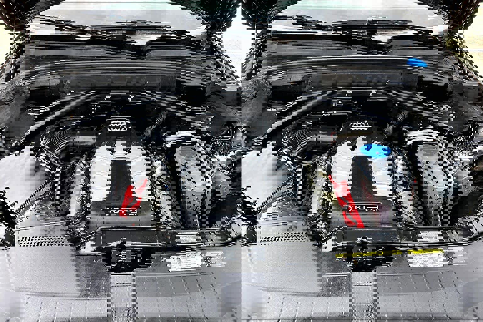 Used 2017 Audi Q5 3.0T Premium Plus w/ Technology Package AWD/4WD image 32