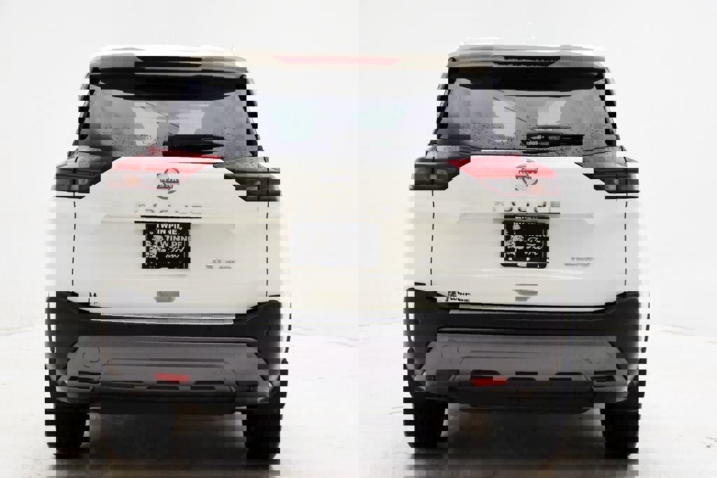 Used 2023 Nissan Rogue SL w/ SL Premium Package image 7