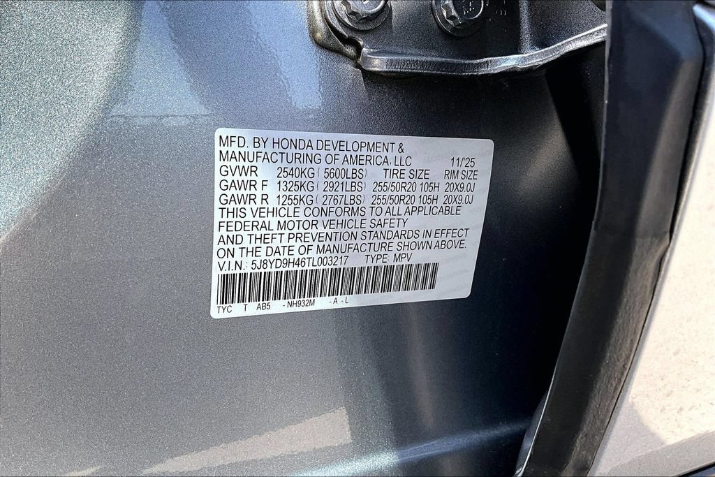 Certified 2026 Acura MDX w/ Technology Package FWD image 38