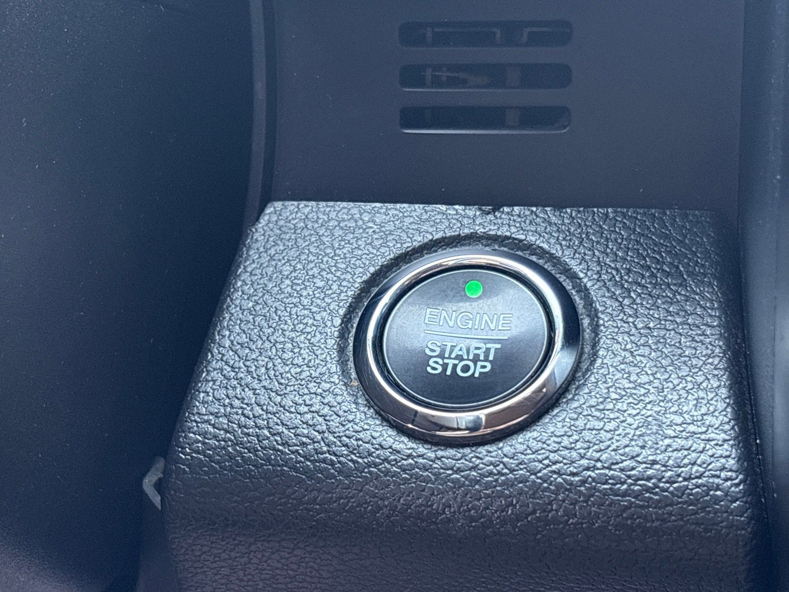 Used 2019 Ford Expedition Max Limited image 19