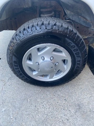 Used 2014 Ford E-150 and Econoline 150 RWD image 17