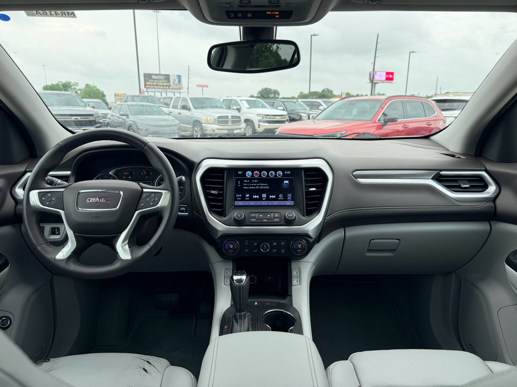 Used 2017 GMC Acadia SLT FWD image 13