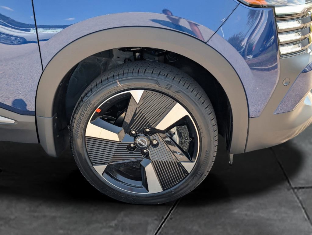 New 2026 Nissan Kicks SR image 11