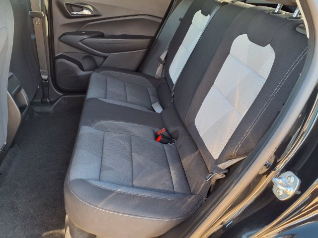 Used 2026 Chevrolet Trax LS w/ Driver Confidence Package FWD image 10