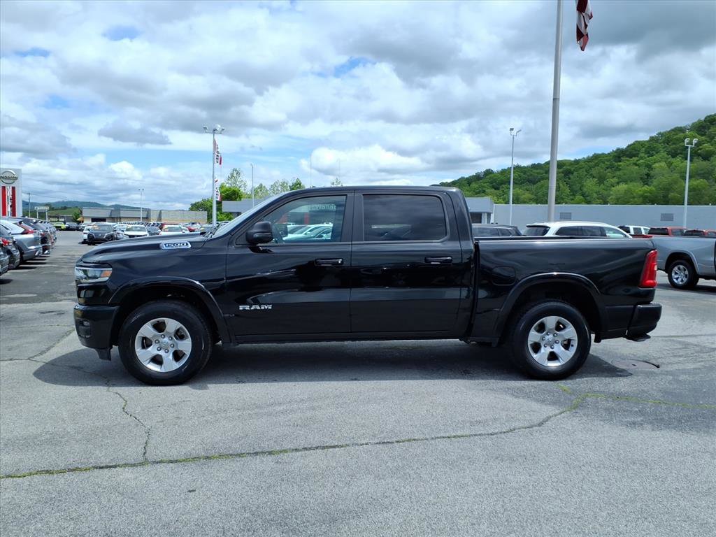 Used 2025 RAM 1500 Big Horn AWD/4WD image 2
