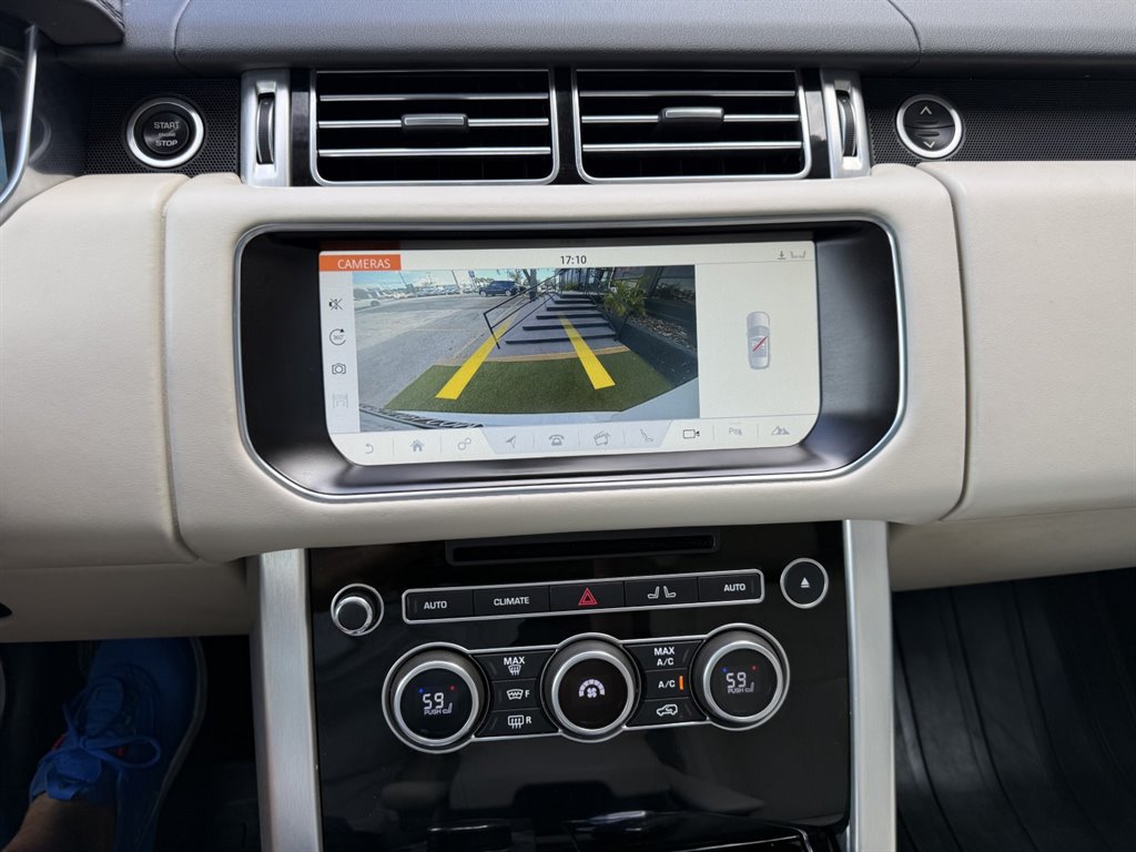 Used 2017 Land Rover Range Rover HSE AWD/4WD image 30