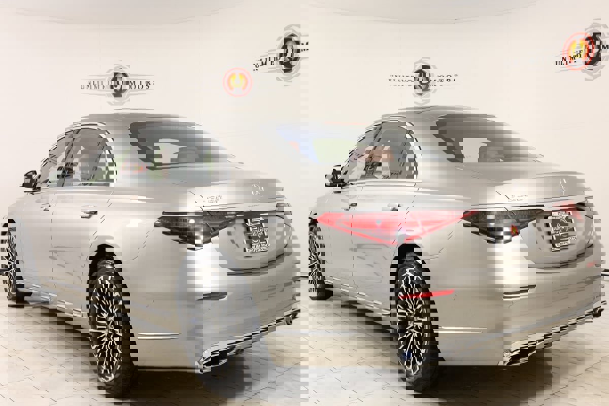 Used 2022 Mercedes-Benz S 580 S 580 image 4