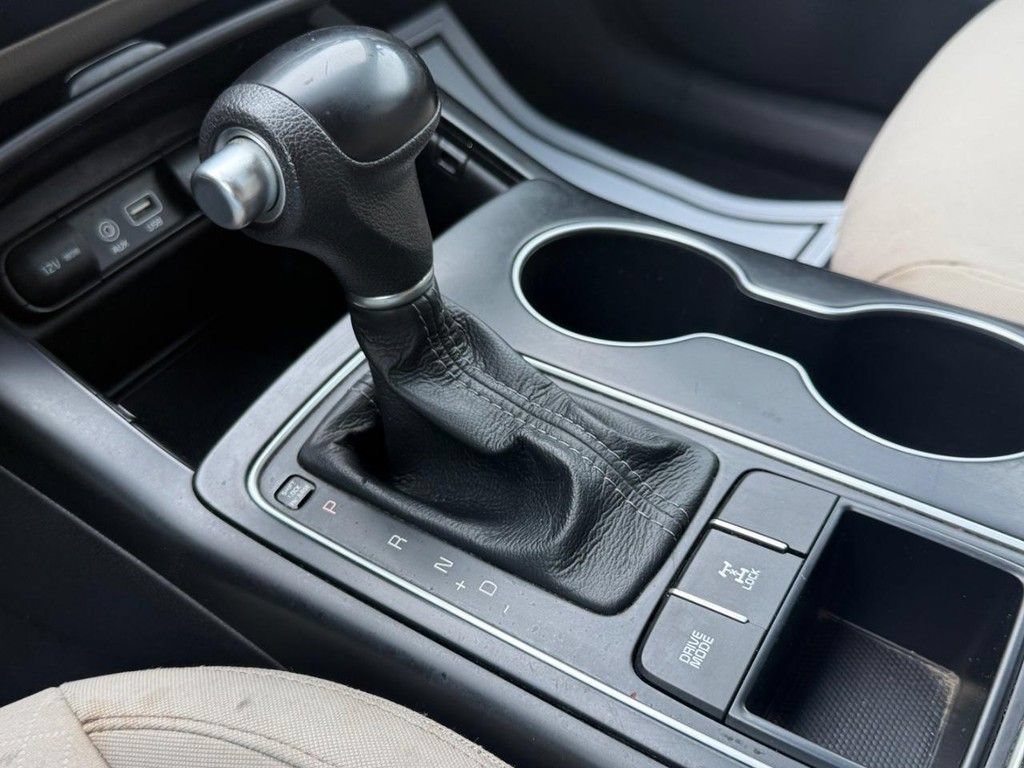 Used 2017 Kia Sorento AWD image 22