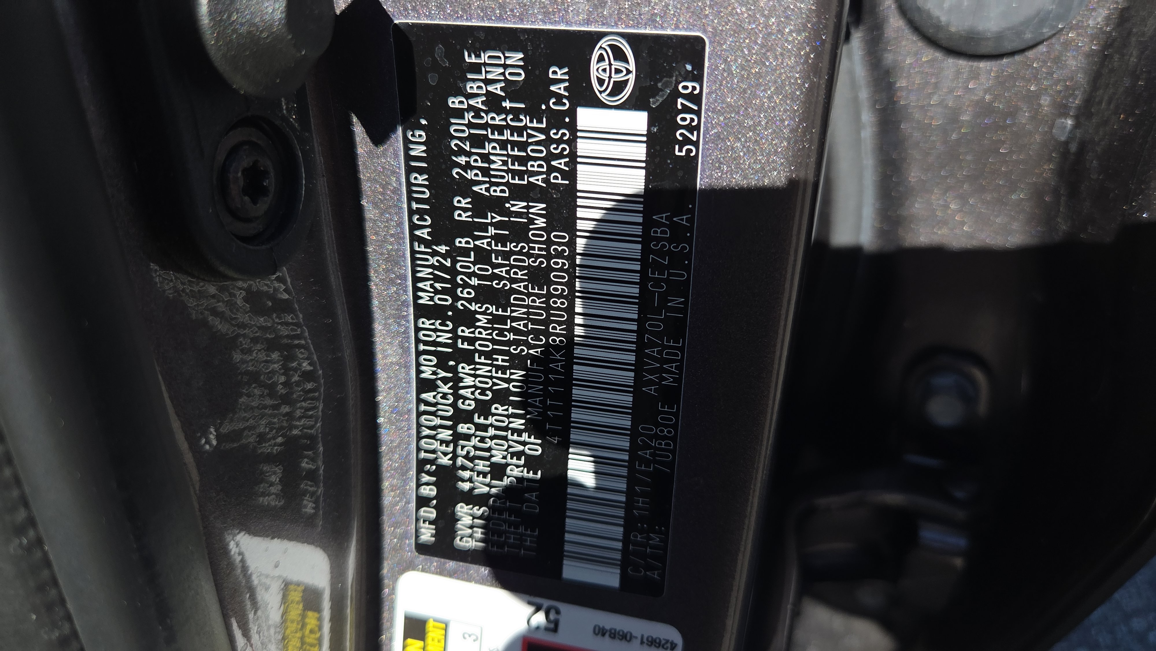 Used 2024 Toyota Camry SE w/ Convenience Package image 30