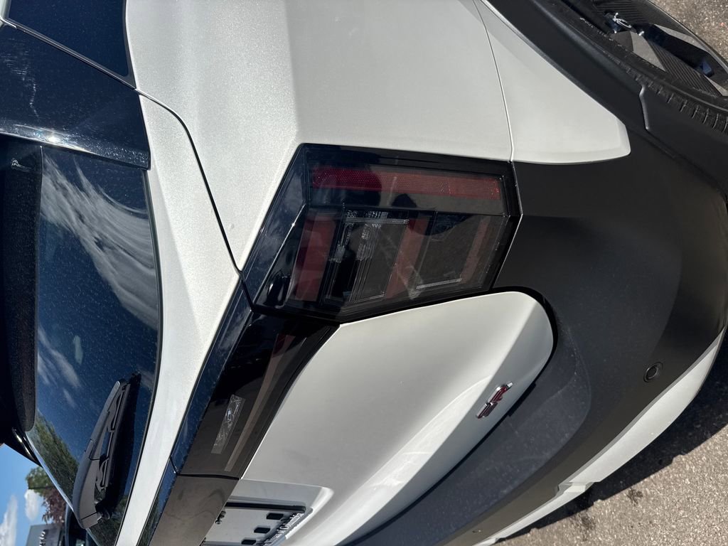 Used 2025 Nissan Kicks SR FWD image 39