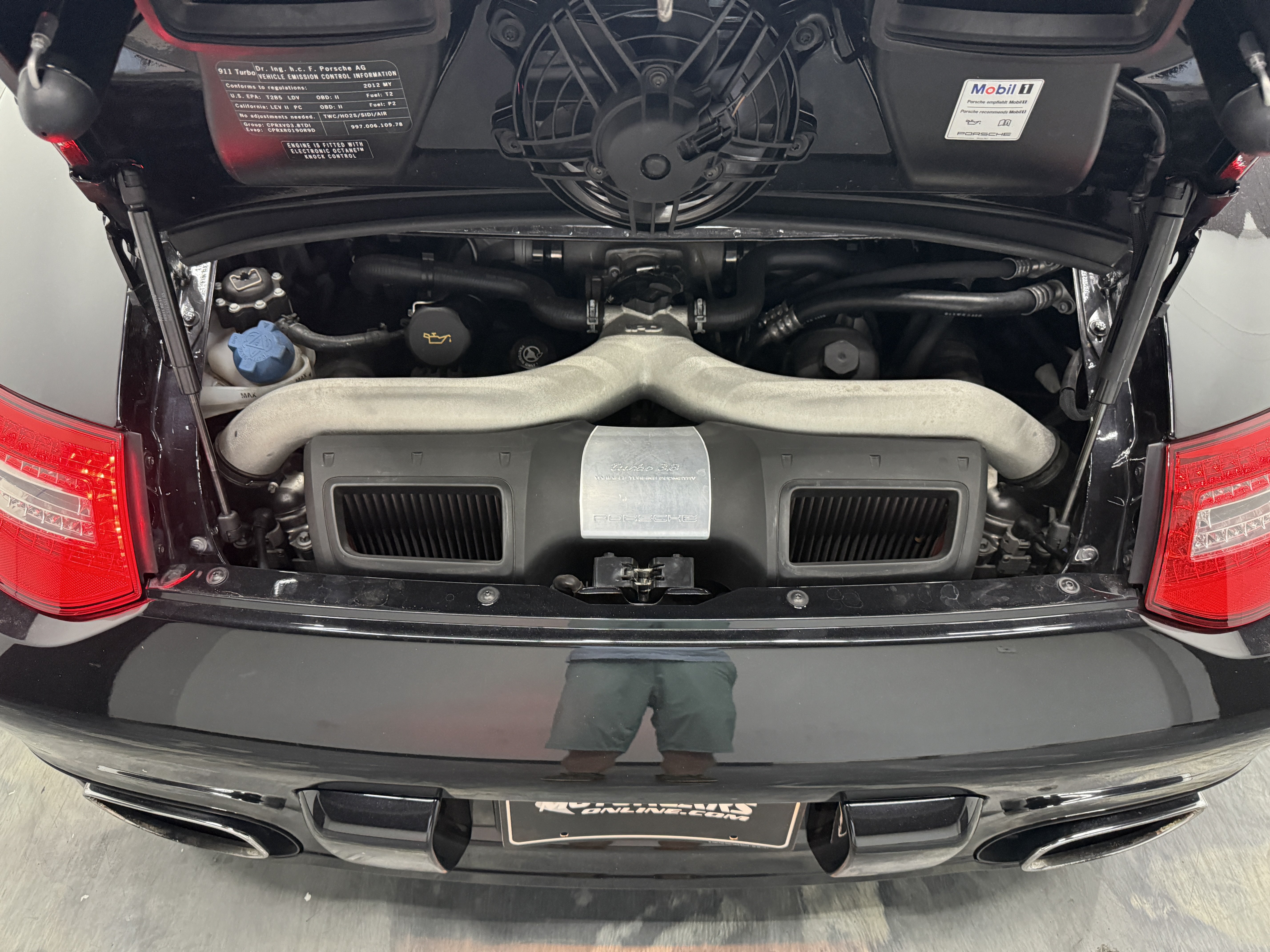 Used 2012 Porsche 911 Turbo AWD/4WD image 21