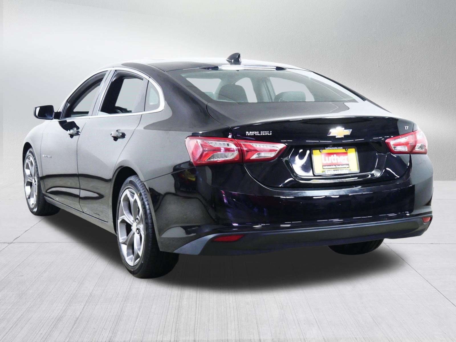 Used 2021 Chevrolet Malibu LT FWD image 5