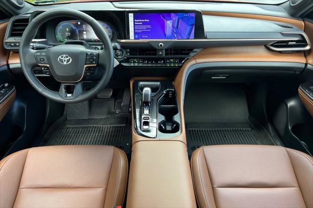 Certified 2025 Toyota Crown Signia w/ Advanced Technology Package image 3