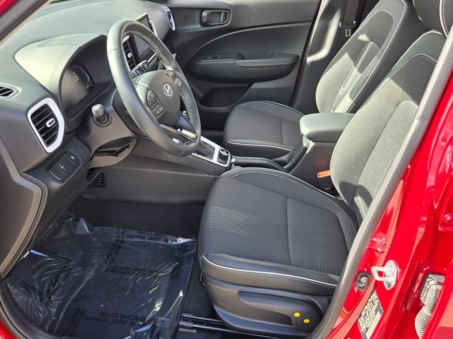 New 2025 Hyundai Venue Limited image 6