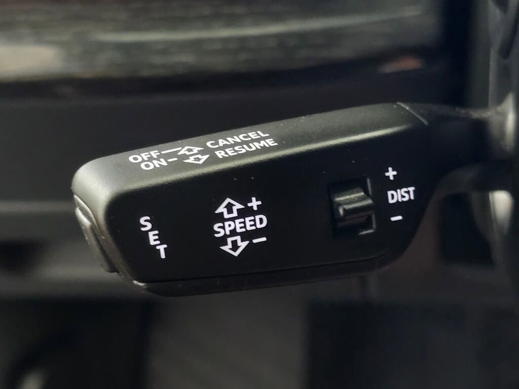 Used 2020 Audi Q8 Prestige image 45