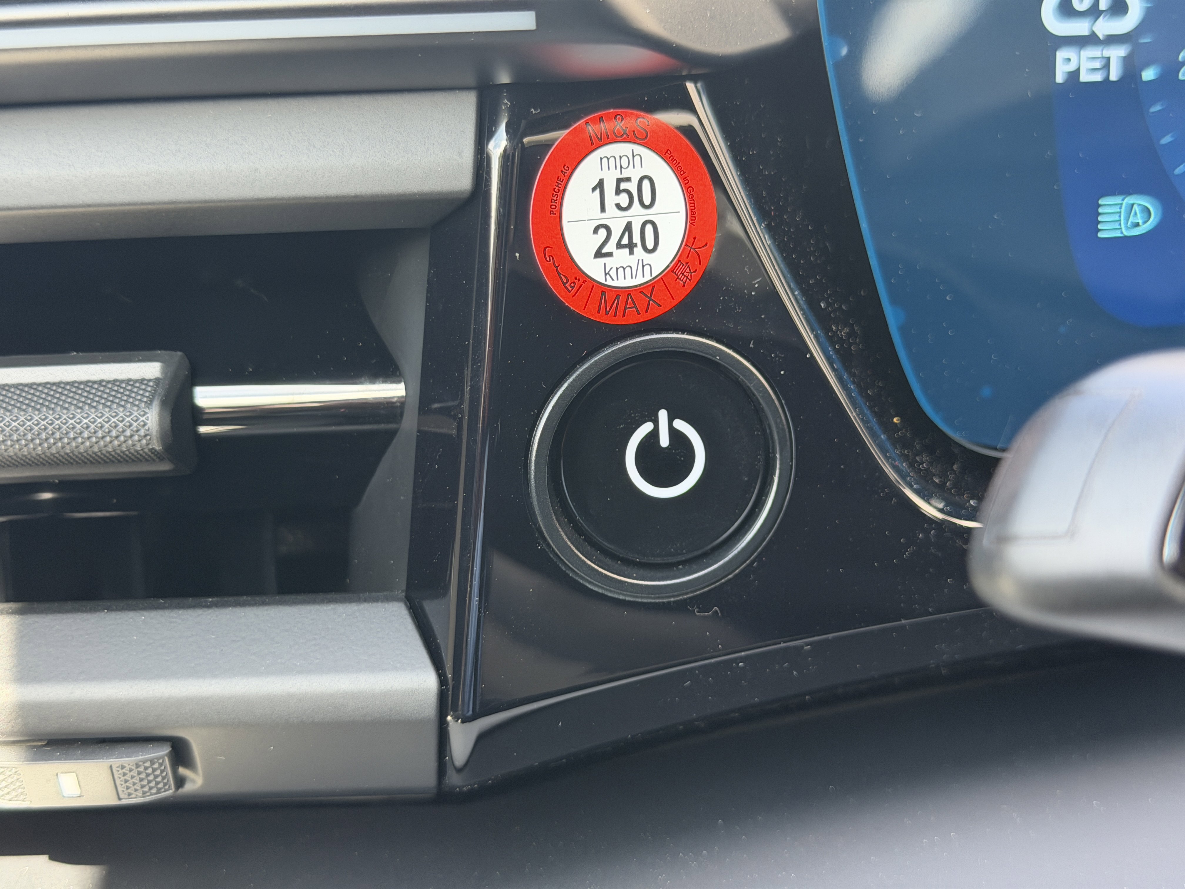 New 2026 Porsche Macan Turbo Electric image 35