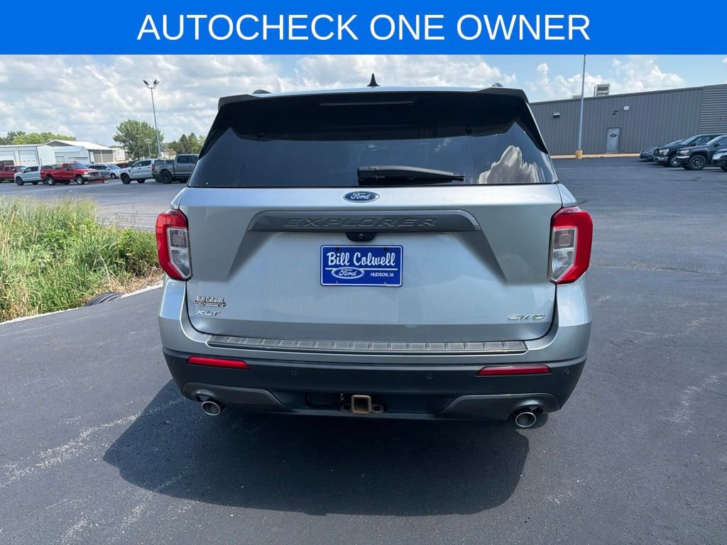 Certified 2022 Ford Explorer XLT w/ Equipment Group 202A AWD/4WD image 5