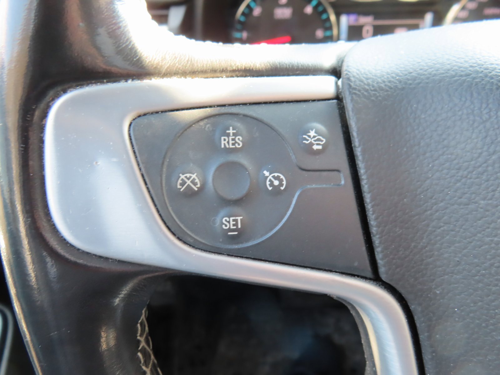 Used 2019 GMC Yukon XL SLT image 19