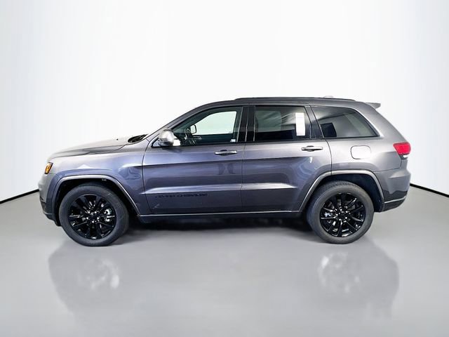 Used 2021 Jeep Grand Cherokee Laredo X image 4