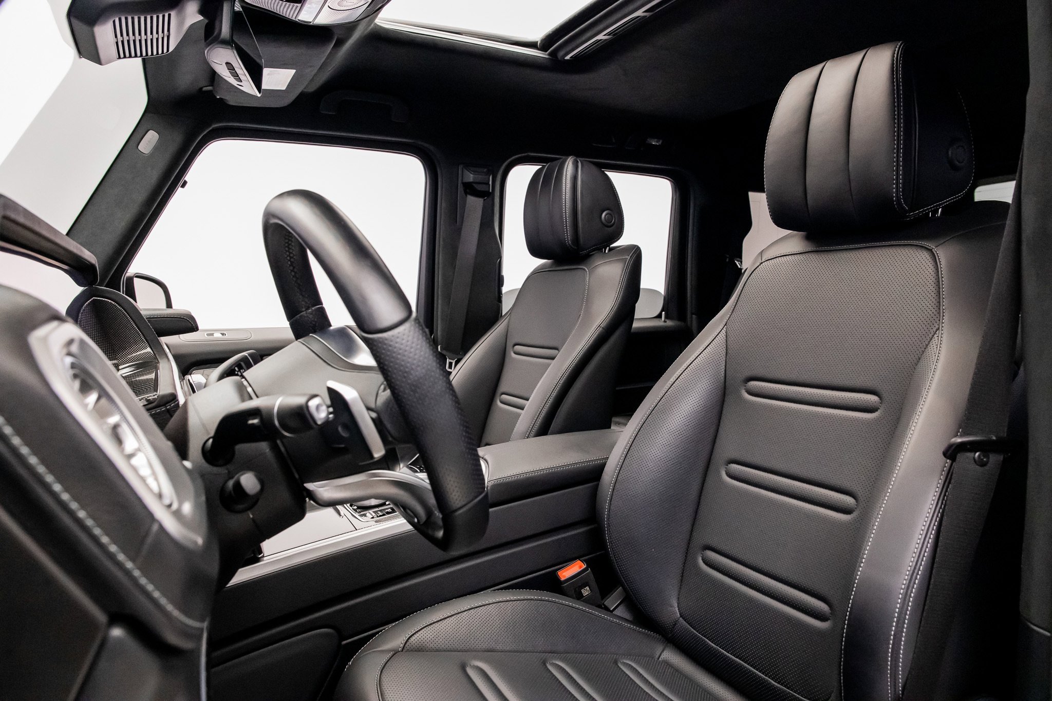 Used 2023 Mercedes-Benz G 550 image 31