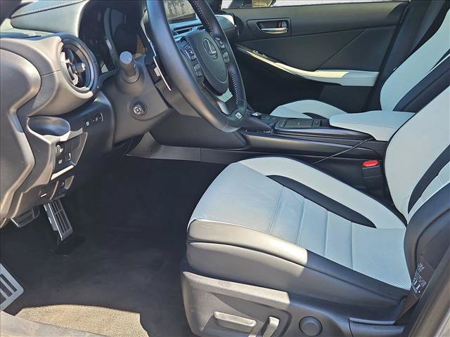 Used 2024 Lexus IS 500 RWD image 24