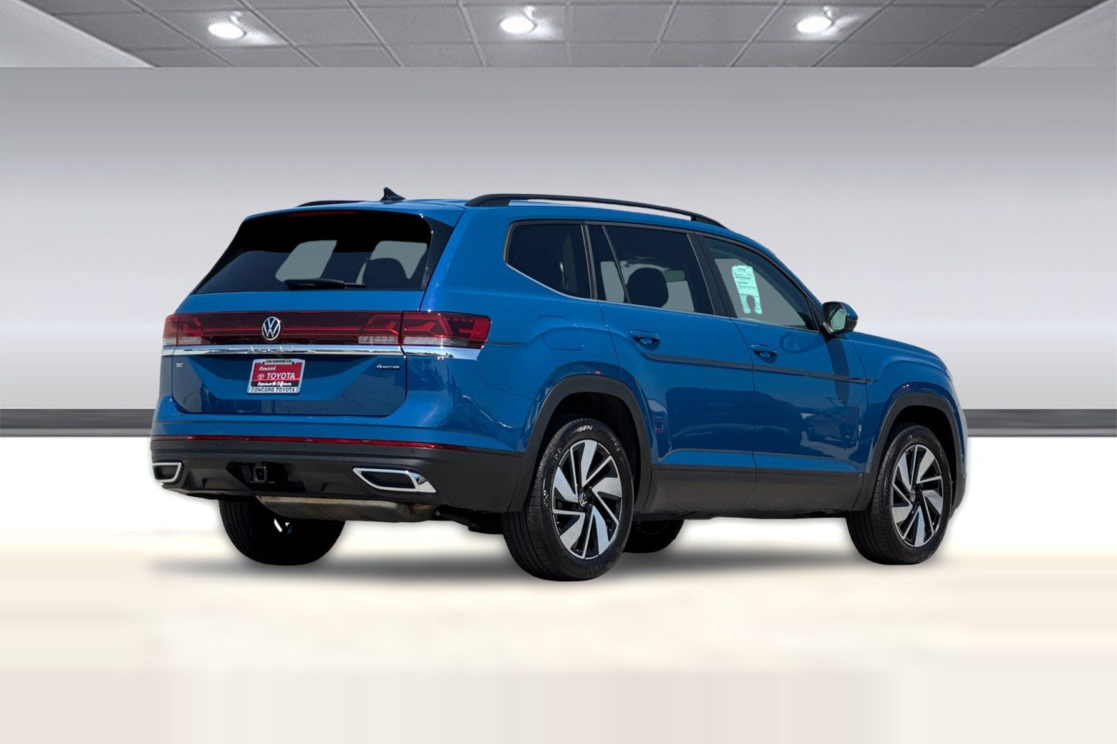 Used 2026 Volkswagen Atlas SE AWD/4WD image 9