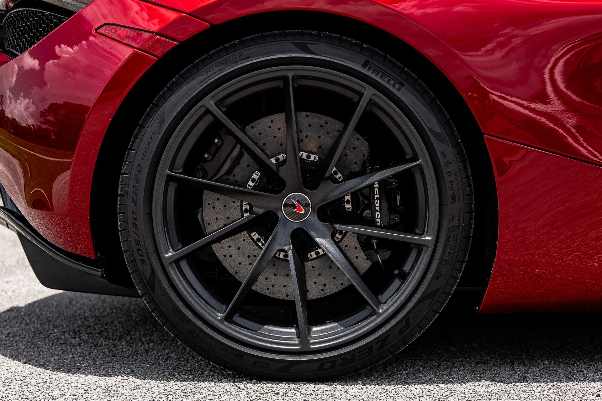 Used 2018 McLaren 720S Luxury RWD image 14