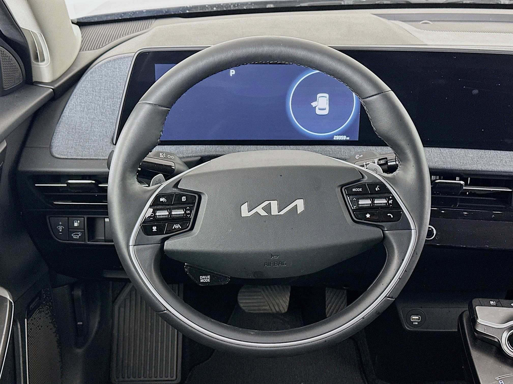Used 2023 Kia EV6 Wind w/ Wind Technology Package AWD/4WD image 18