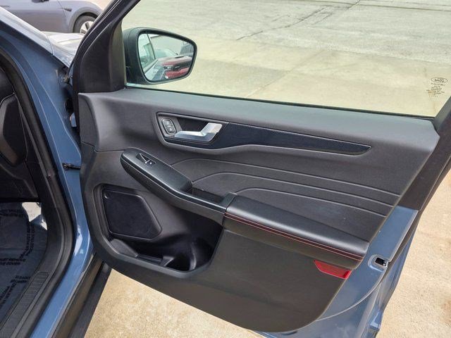 Used 2024 Ford Escape ST-Line AWD/4WD image 16