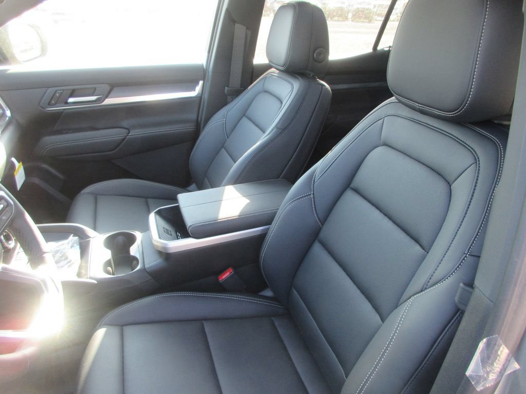 New 2027 GMC Terrain Elevation w/ Elevation Premium Package AWD/4WD image 11